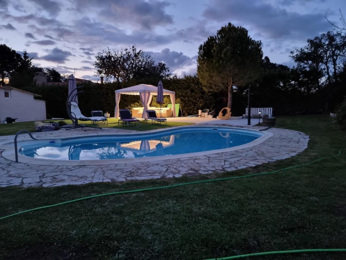 Villa Pancorbo Velayos Bagian luar foto