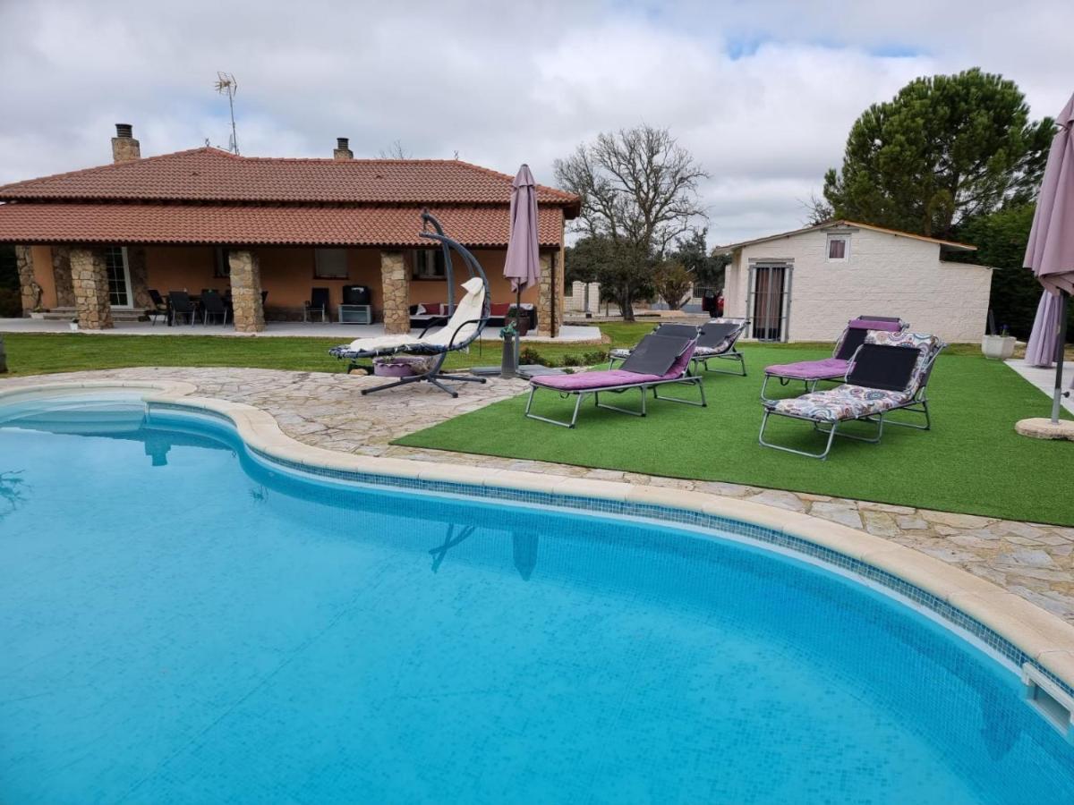 Villa Pancorbo Velayos Bagian luar foto