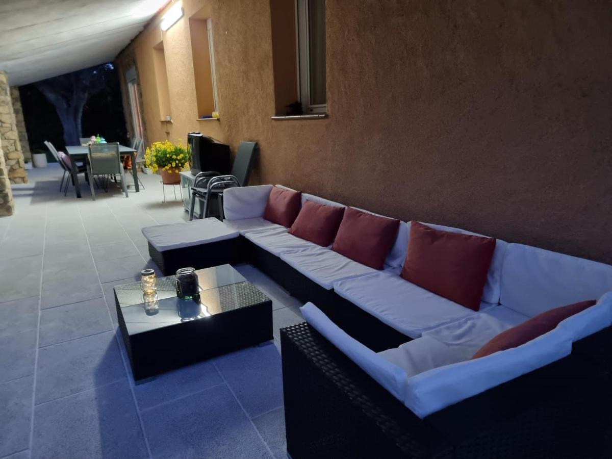 Villa Pancorbo Velayos Bagian luar foto